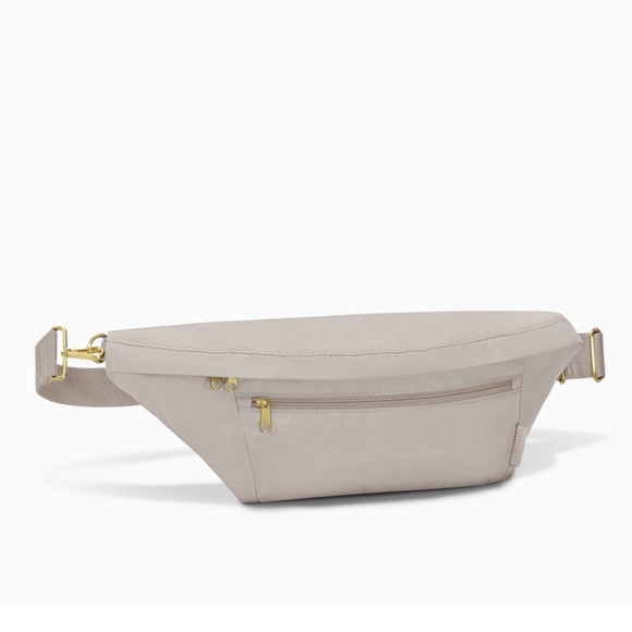 CANVELLE Gray oversized fanny pack with Patterned Strap - Picture 4 of 11